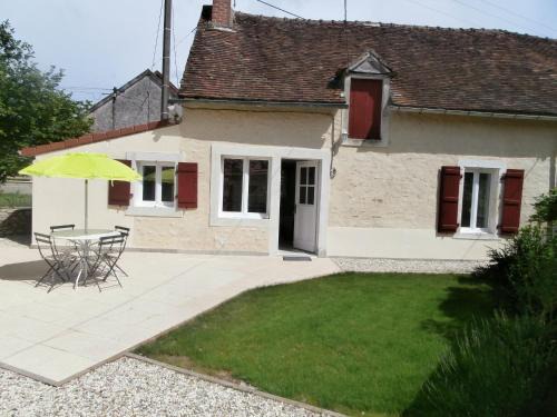 Luant House | Évasion nature en Brenne : maison avec jardin, activités et économie près de Châteauroux - FR-1-591-58