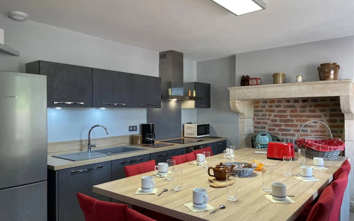 Pierrefitte-sur-Loire House | 120 m² House ∙ 4 bedrooms ∙ 9 guests