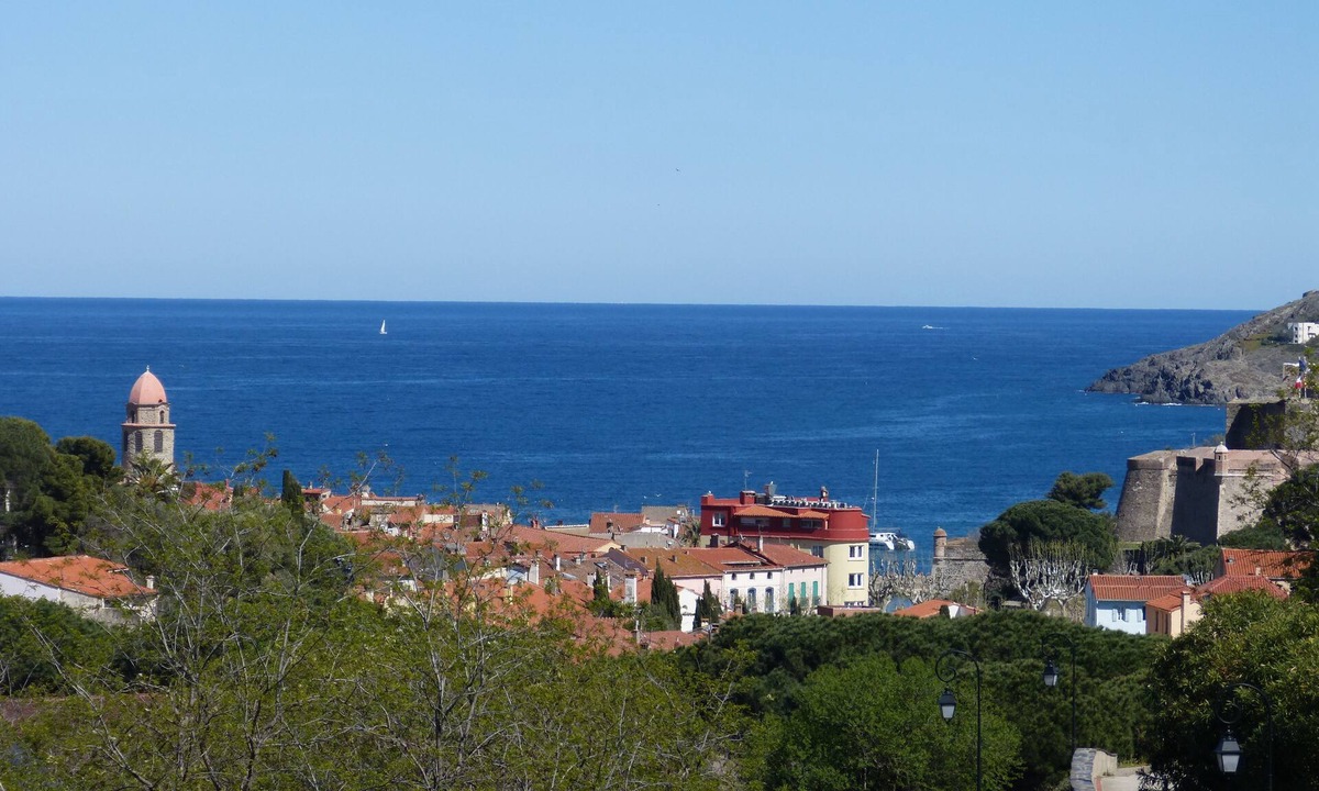Collioure House | 15mn walk from Collioure, sea view, House in secure residence