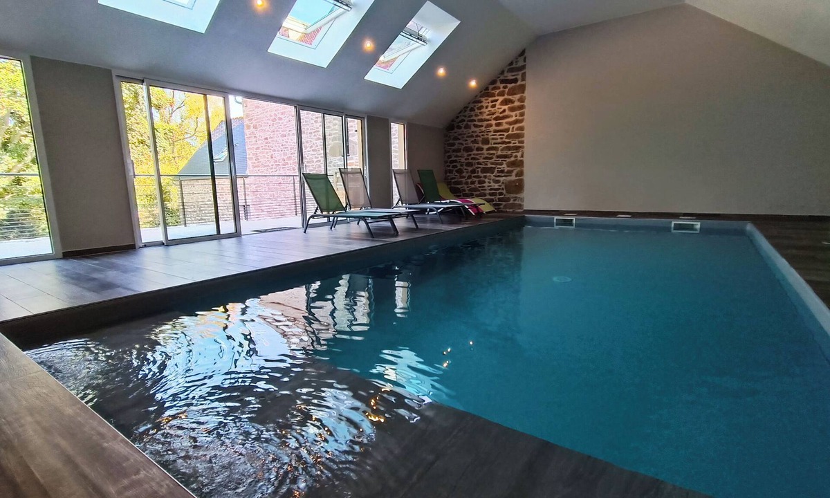 Ploudalmezeau House | 17th-Century Mill with Indoor Pool – Romantic Escape in Brittany