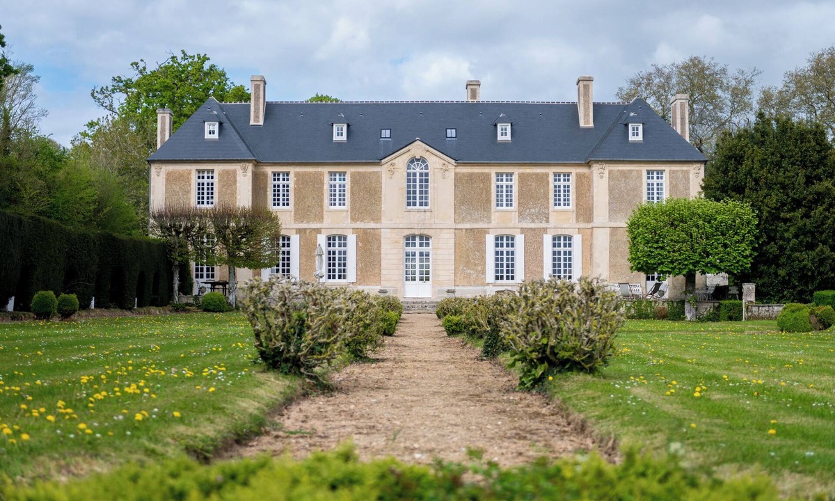 Barbeville Other | 18th century chateau in the immediate vicinity of Bayeux and the D-Day landing beaches