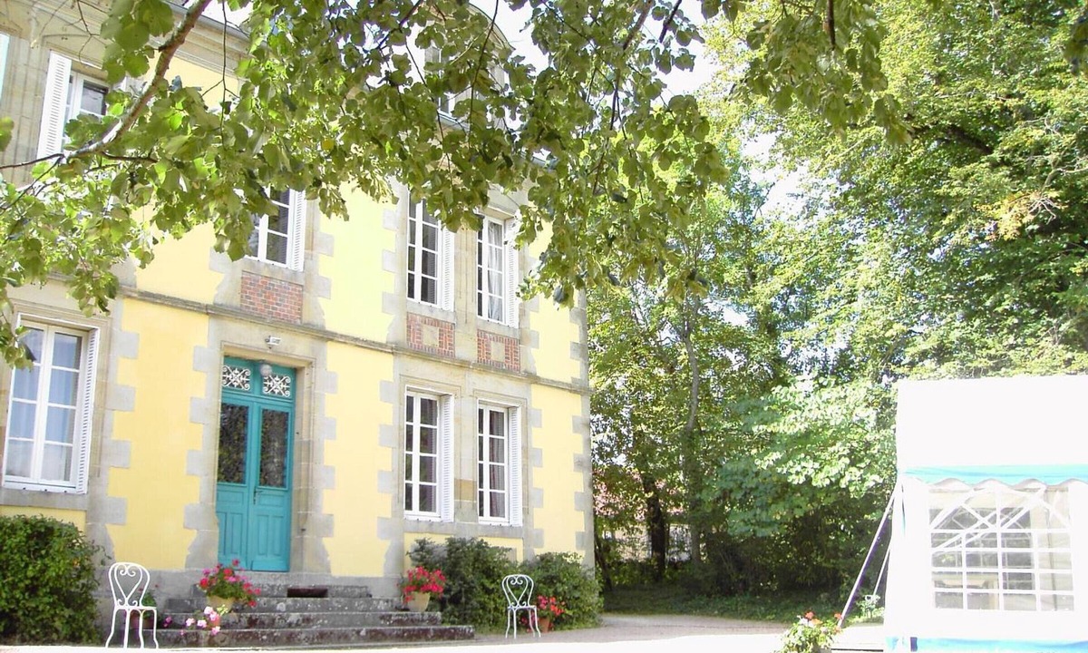 Gipcy Cottage | 19th c. mansion with pool and garden