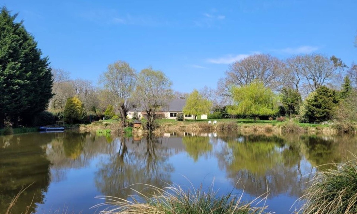 Landevant Bed & Breakfast | 2 bedrooms with private bathroom and kitchenette, swimming pool, spa and sauna.