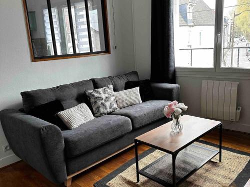 Bourges Apartment | 2-room apartment near Marais and CV