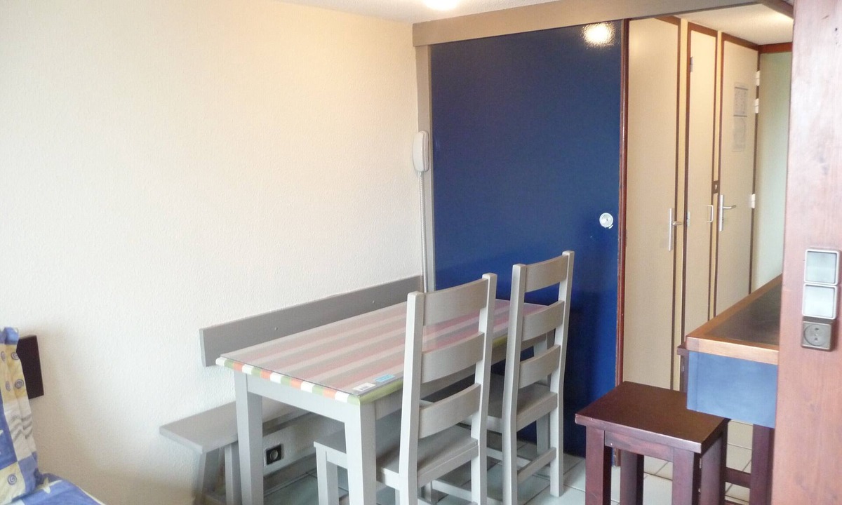 Arzon Apartment | 2 roomed apartment for 4 to 5pers, ground garden, stunning sea views, à150m Beach