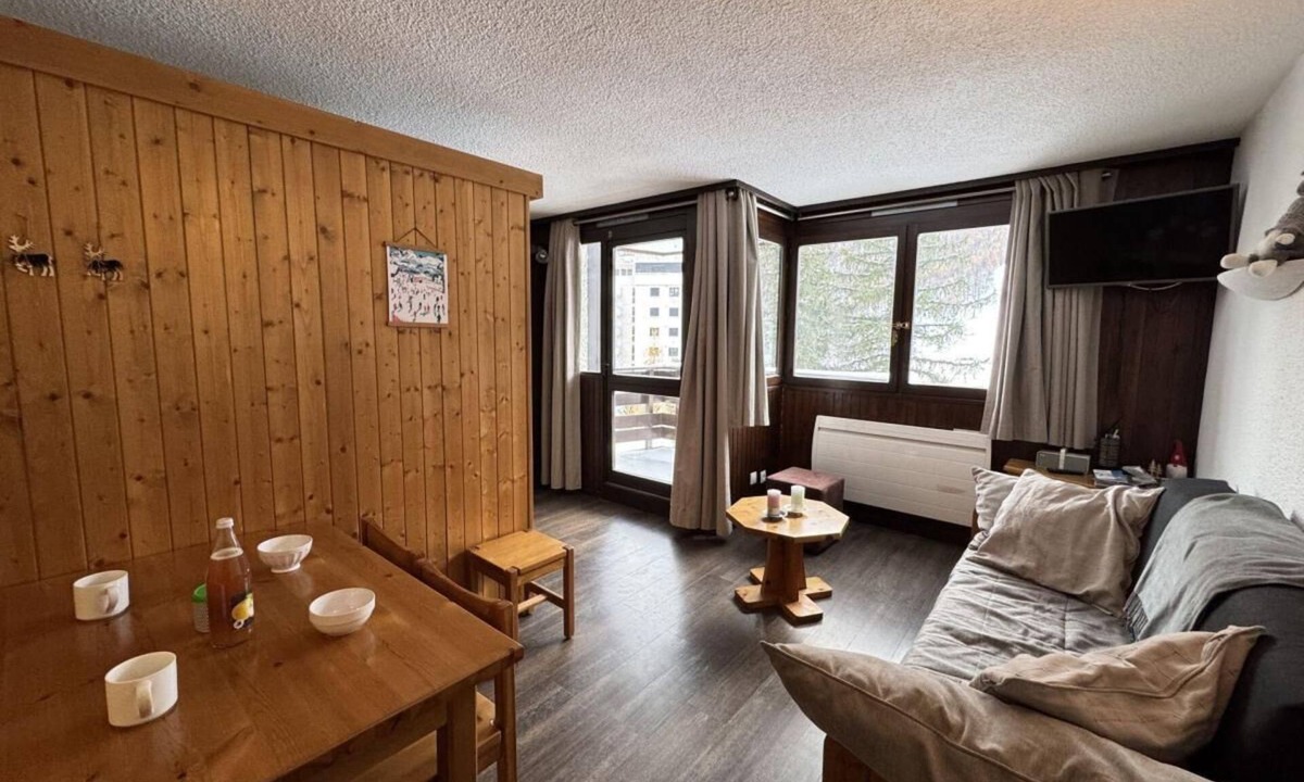 Chantemerle Apartment | 2nd floor, balcony, parking, tv, ski locker, 31m², Serre Chevalier