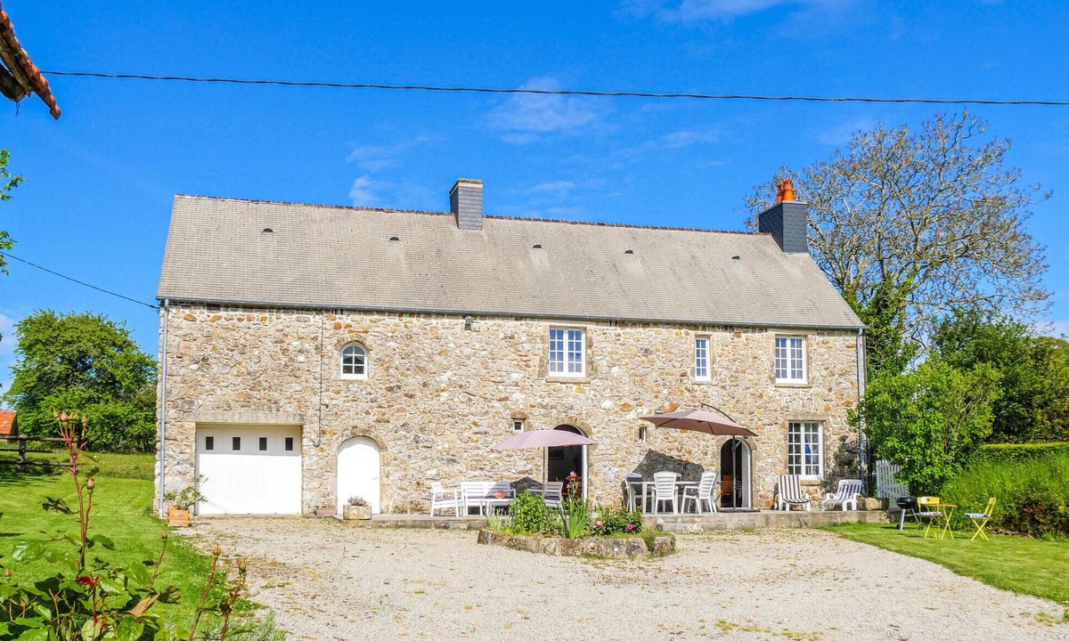 Saint-Martin-le-Hebert House | 3 bedroom awesome home in Bricquebec-en-Cotentin