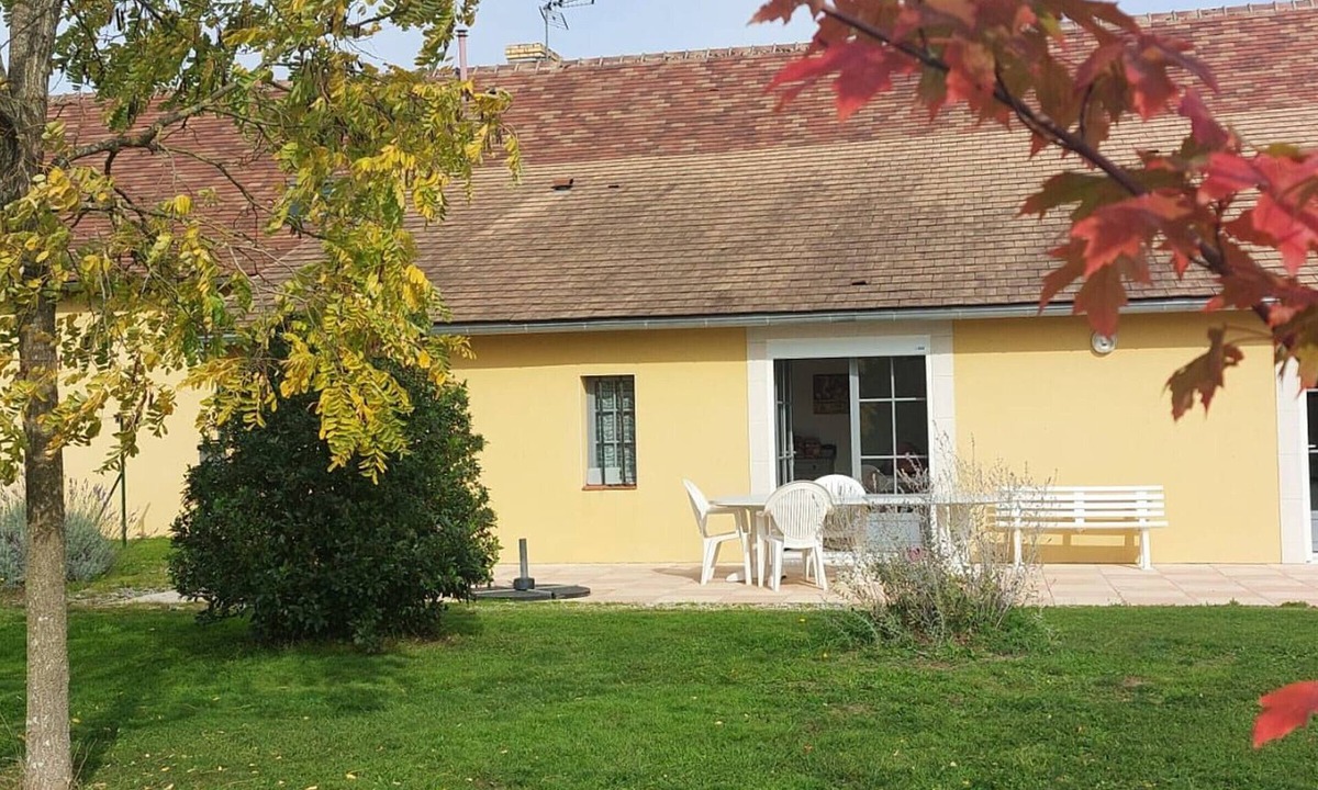 Saint-Georges-du-Bois Cottage | 3-Star Cottage near Le Mans, up to 14 guests