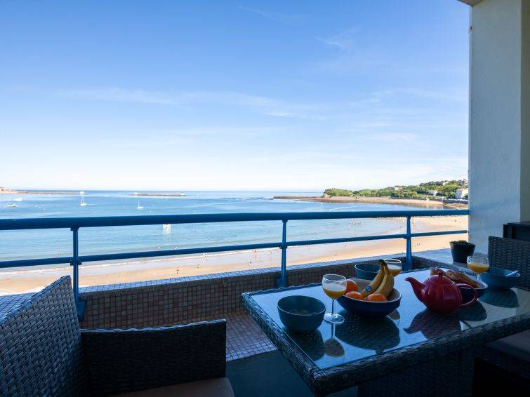 Saint-Jean-de-Luz City Center Apartment | 38 m² Apartment ∙ 1 bedroom ∙ 3 guests