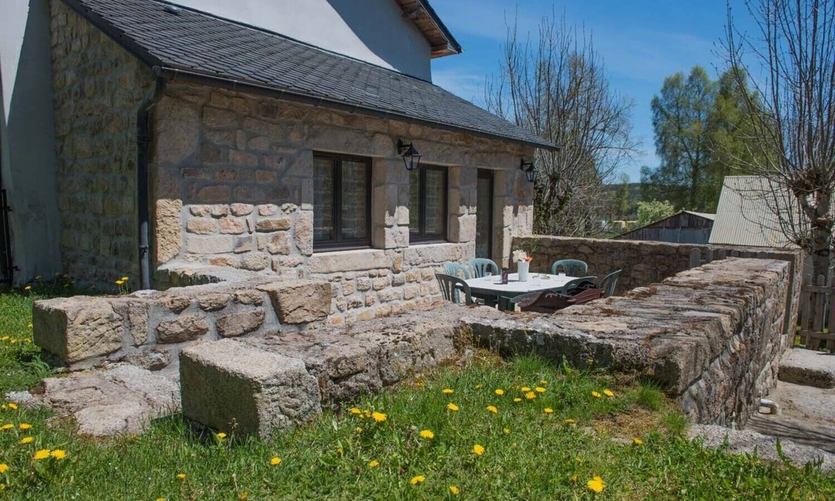 Saint-Sauveur-de-Peyre House | 4/6 person gîte in Couffinet