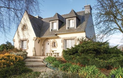 Yvias House | 4 Bedroom Beautiful Home In Yvias