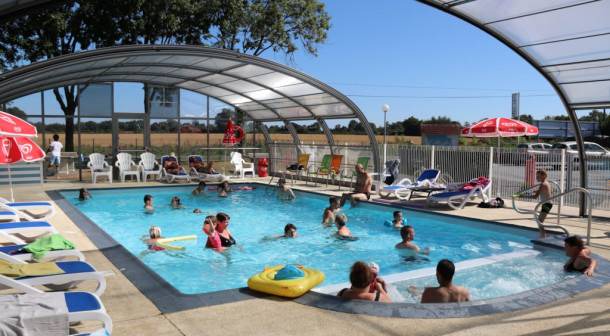 Balleroy RV Rental | 40 m² Mobile home ∙ 8 guests