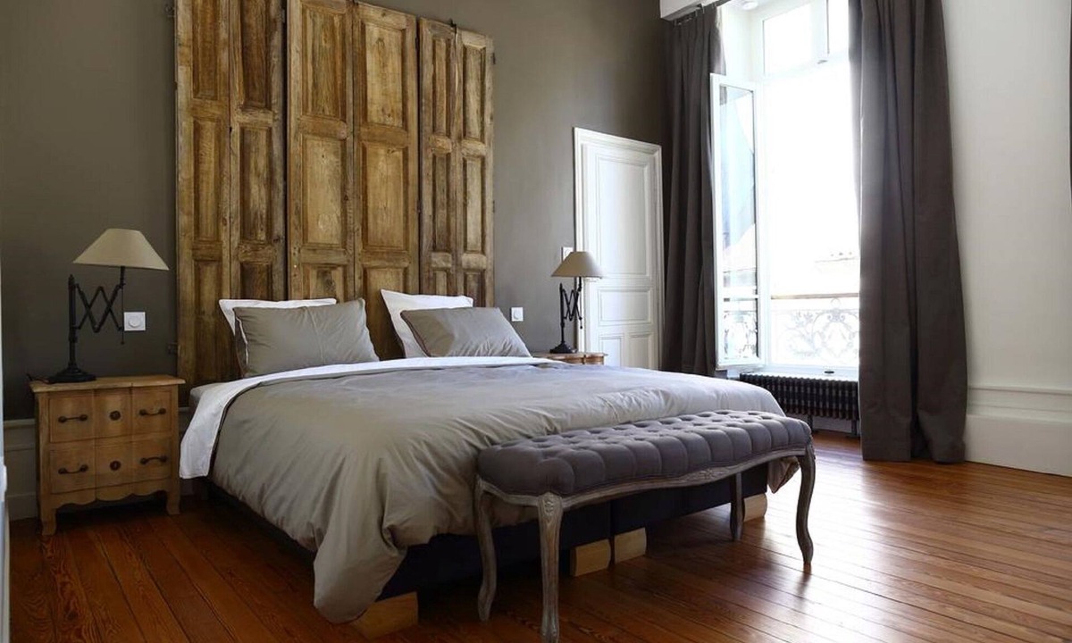 Beaune City Centre Apartment | 41 Maufoux BY COLIN BRUNO