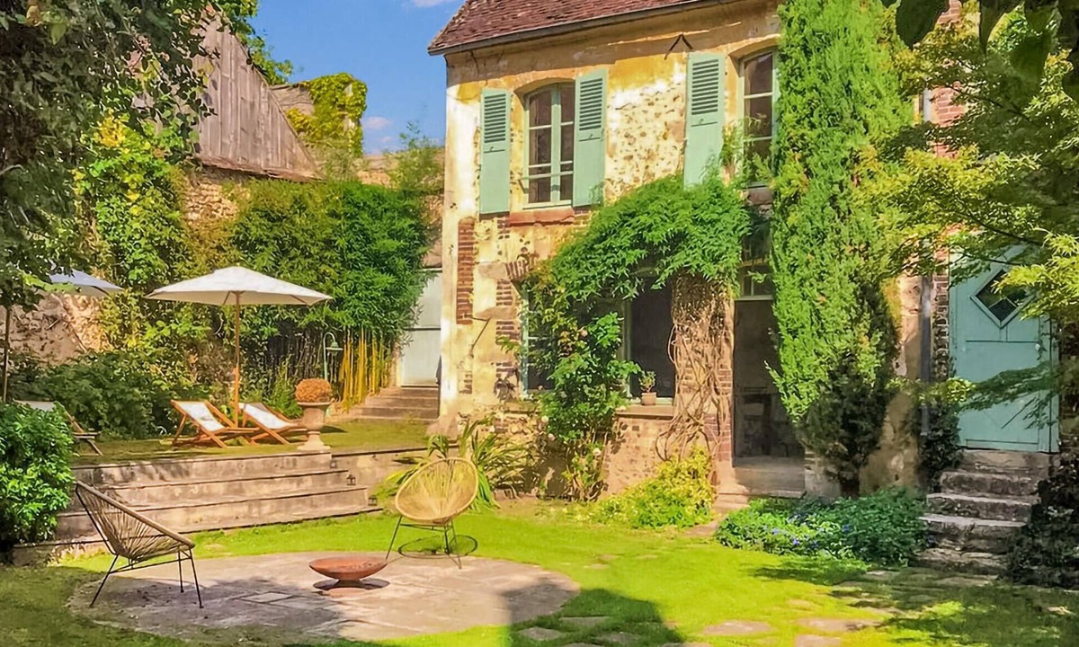 Villeneuve-sur-Yonne House | 5 bedroom beautiful home in Villeneuve-sur-Yonne