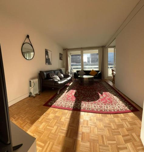 Gambetta Apartment | 5 mn (450 m) walk Metro/La Defense/Netflix/Parking