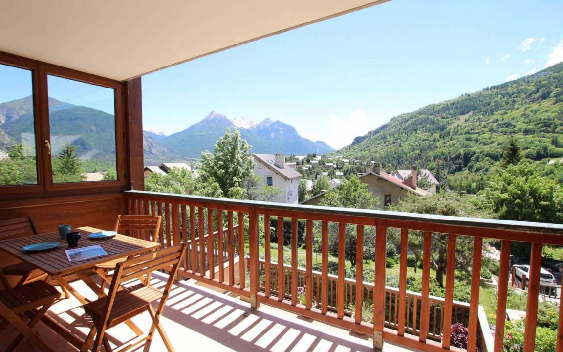 Forville Apartment | 55 m² Apartment ∙ 2 bedrooms ∙ 6 guests