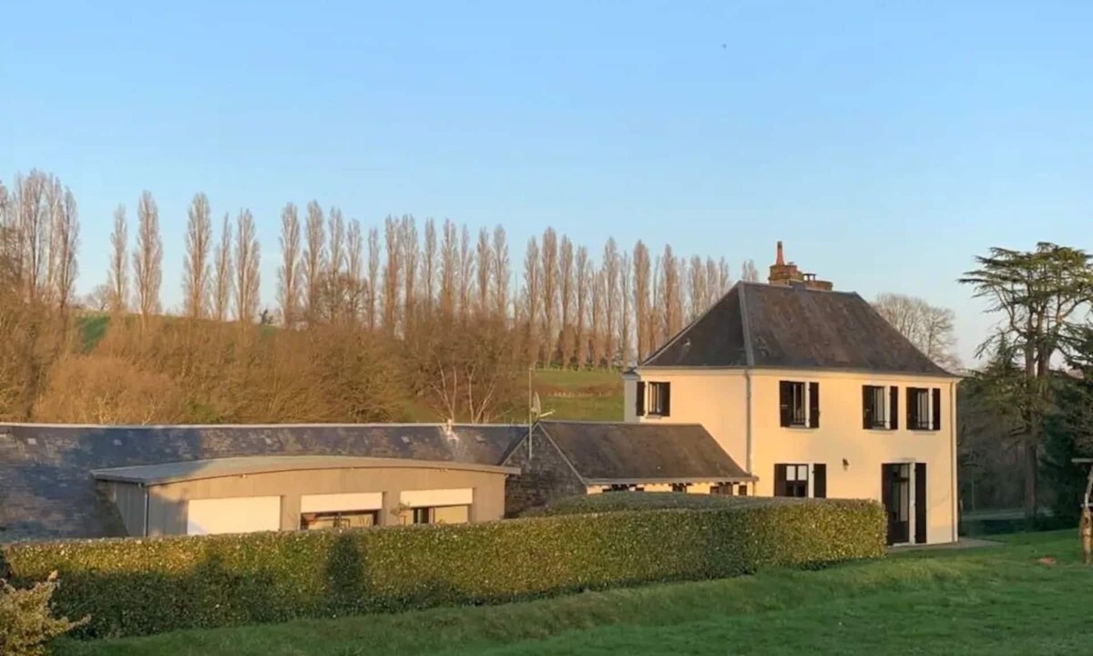 Rouillon Villa | 6 people/quiet house swimming pool/10mn circuit 24h