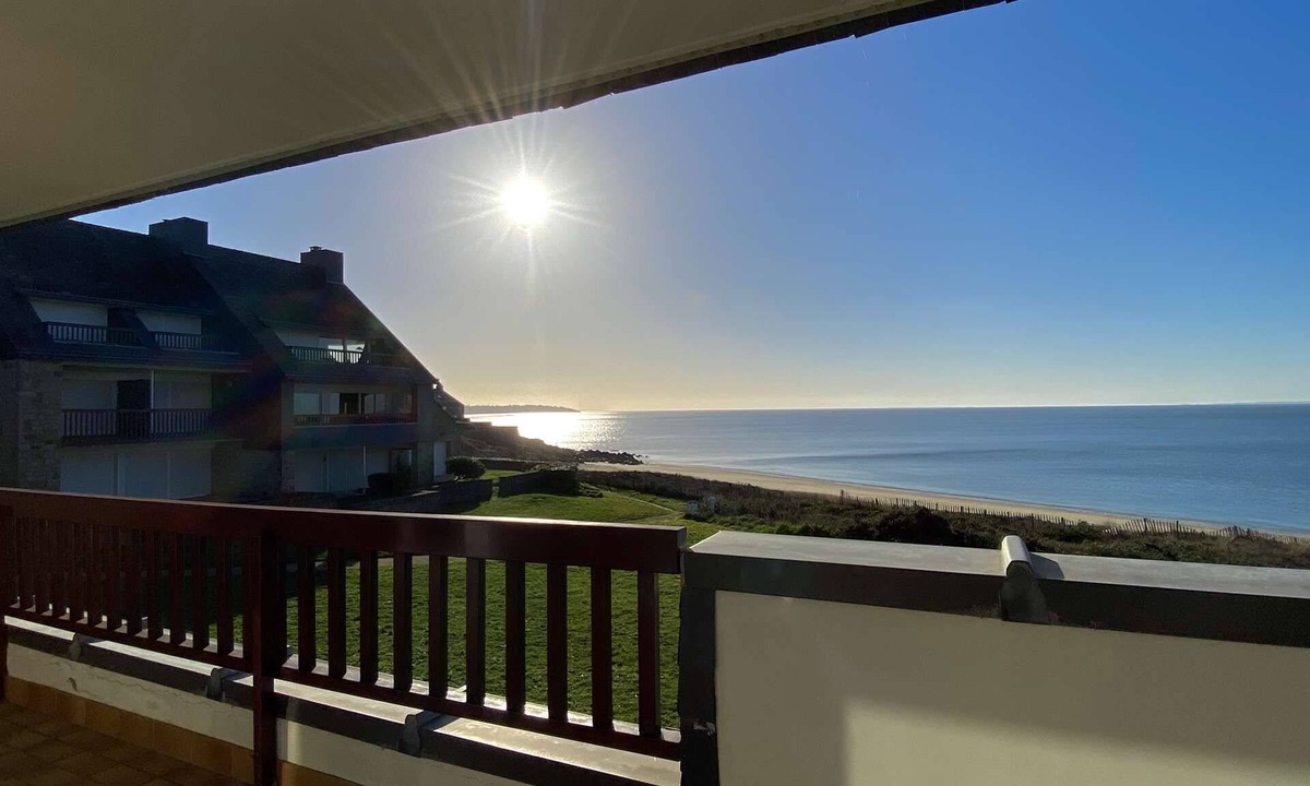 Arzon Apartment | 6-person apartment with breathtaking sea views for vacation rental