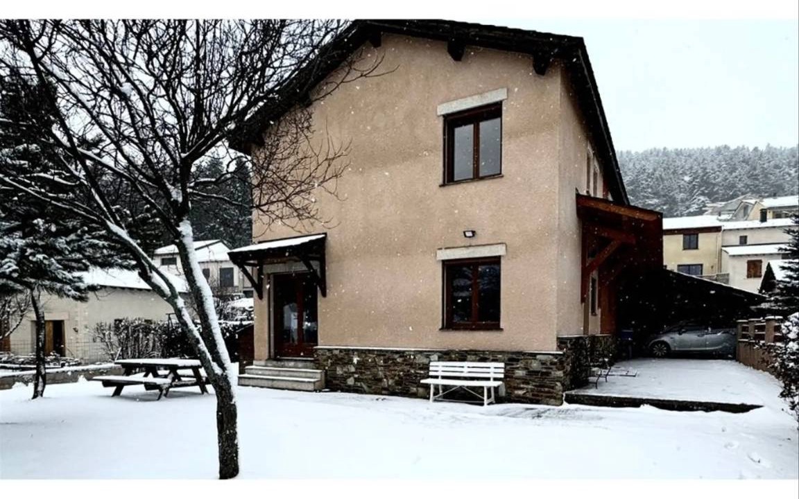 Formigueres House | 78 m² House ∙ 3 bedrooms ∙ 8 guests