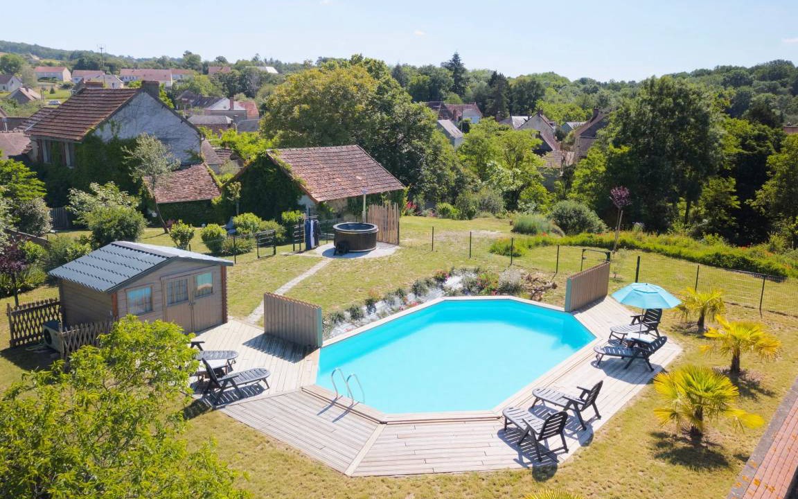 Le Menoux House | 80 m² House ∙ 2 bedrooms ∙ 6 guests