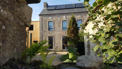 Mellionnec Hostel | A la belle étoile - Auberge