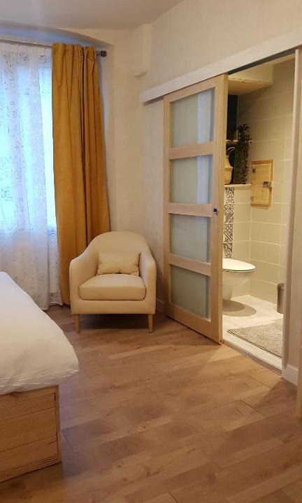 Salins-les-Bains Apartment | A la liberté