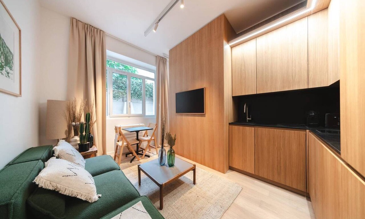 11th Arrondissement Apartment | AC Apartment with Terrace in the Center of Paris