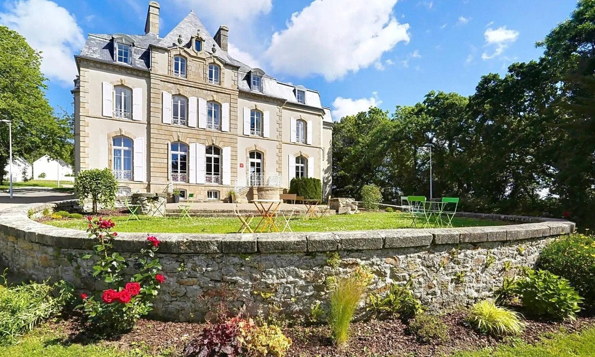 Audierne House | Accessible Cottage for 4 in Audierne
