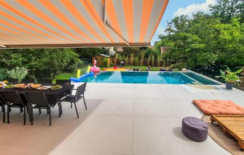 Yerres House | Amazing Home In Yerres
