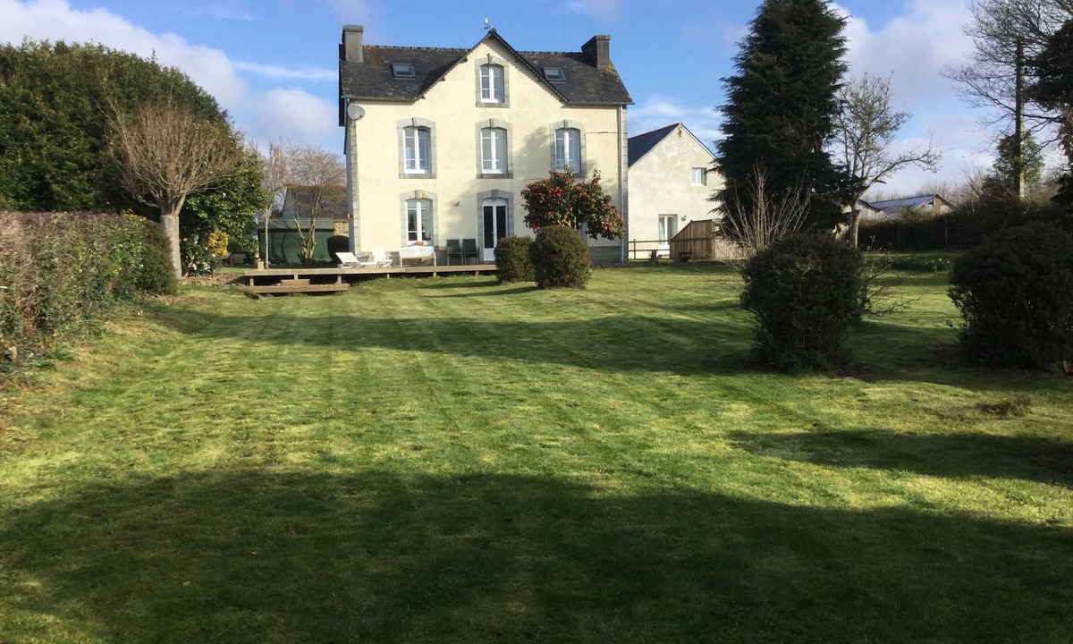 Plonevez-du-Faou House | Anaya Cottages - Maison Idani - 4 bedrooms/8 people