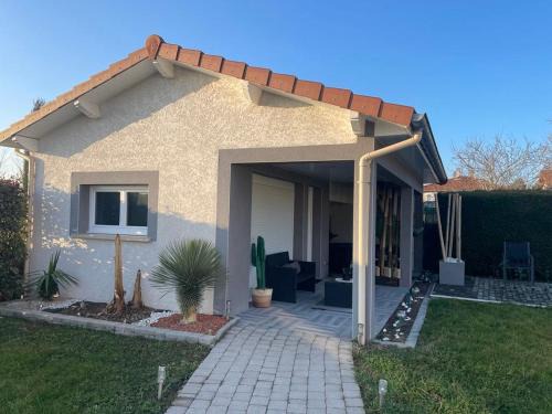 Coutouvre House | Anexxe