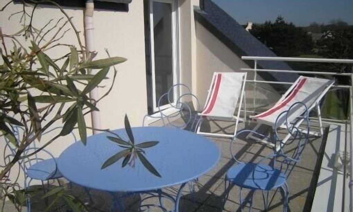 Pleneuf-Val-Andre Apartment | Apartment 200 m from the beach and the golf course, with a large south-facing terrace