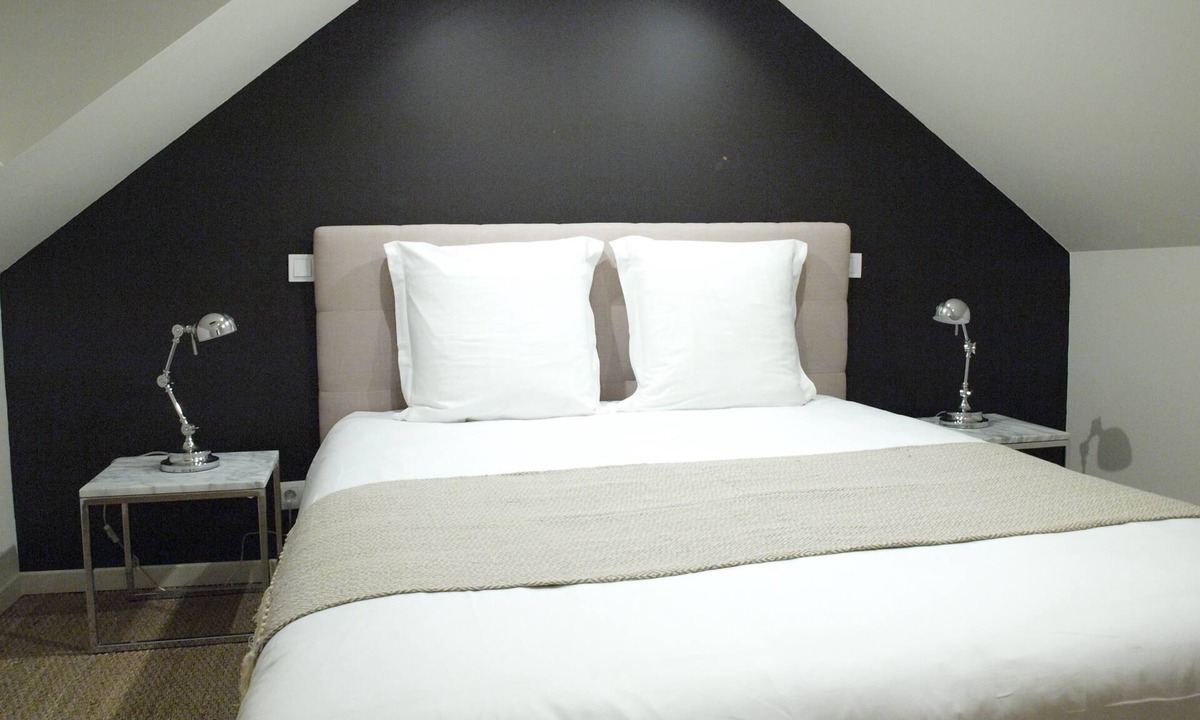 La Madeleine Apartment | Apartment-Apartment-Ensuite with Shower-Balcony-Appartement 934