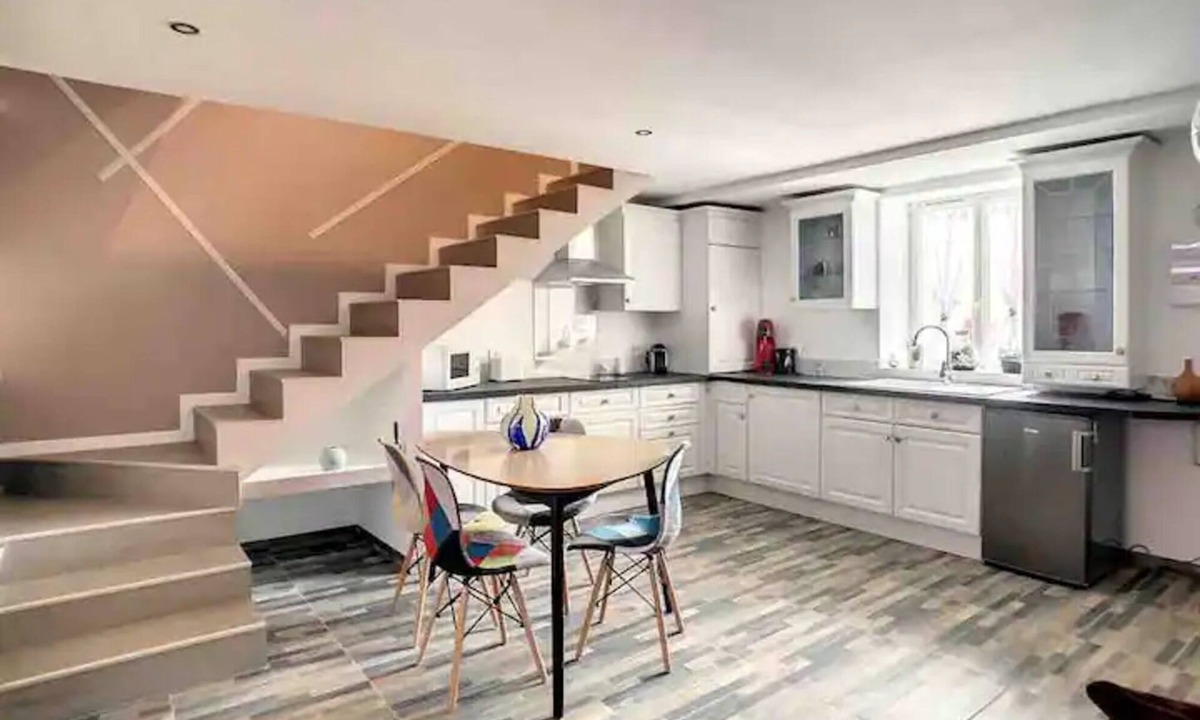 Petit Moisenay Apartment | Apartment 'Duplex' with Shared Terrace and Wi-Fi