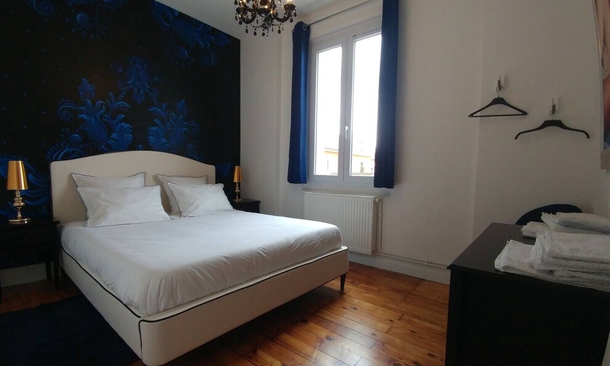 Quartier Chorier-Berriat Apartment | Apartment for 5. Quiet location. Grenoble city