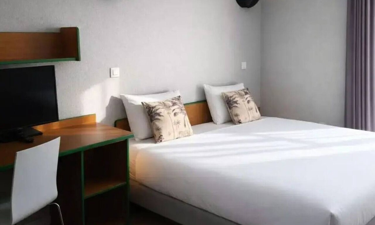 Maisons-Alfort Apartment | Apartment