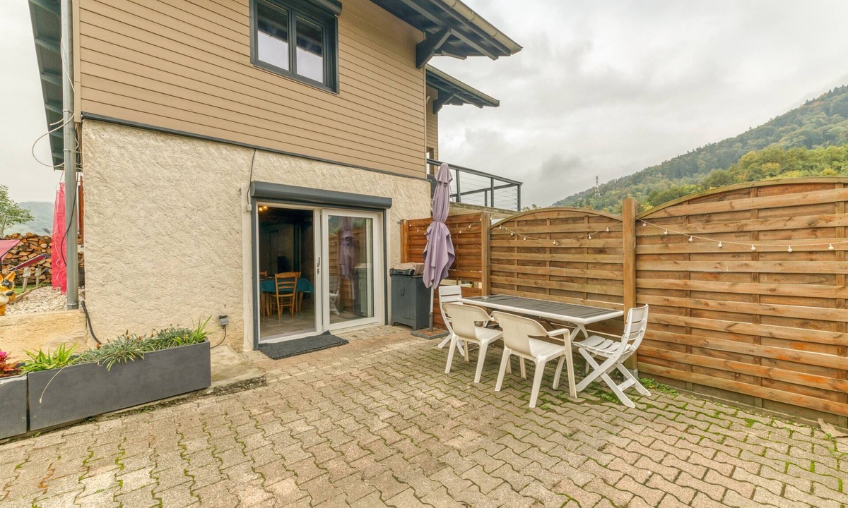 Murianette Apartment | Apartment 'in Chalet' with Mountain View, Private Terrace and Wi-Fi