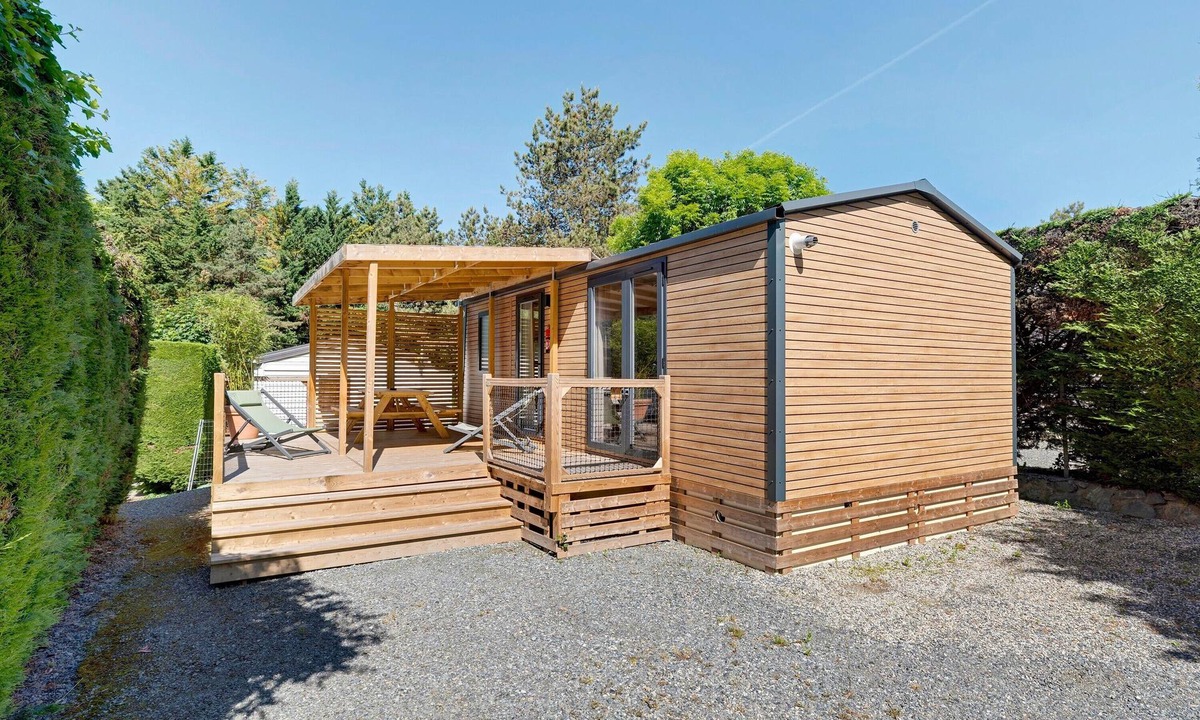 Vaulnaveys-le-Bas RV Rental | Apartment Nest 29 No. 26 with Mountain View, Wi-Fi and Air Conditioning