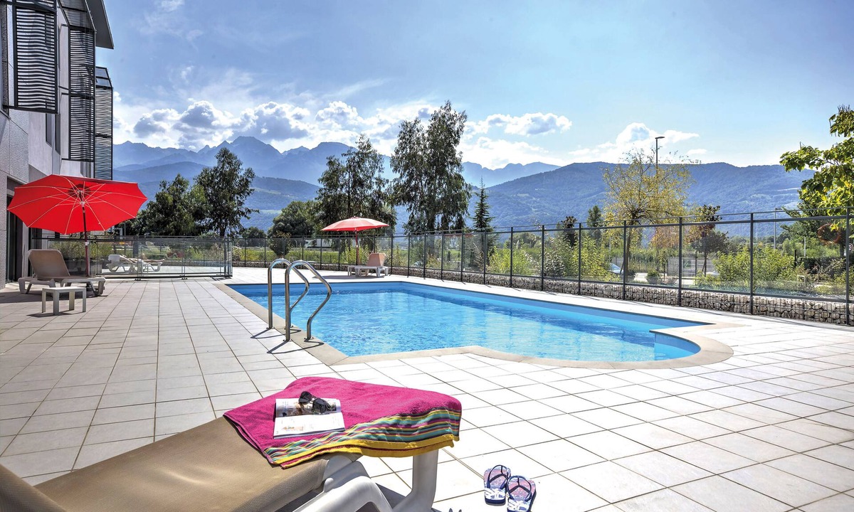 Montbonnot-Saint-Martin Apartment | Appart'City Confort Grenoble Inovallée