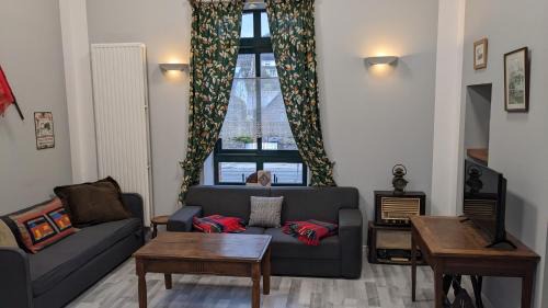 Laniscat House | APPART' DU CHEF DE GARE gîte à Gouarec au pied de la Vélodyssée