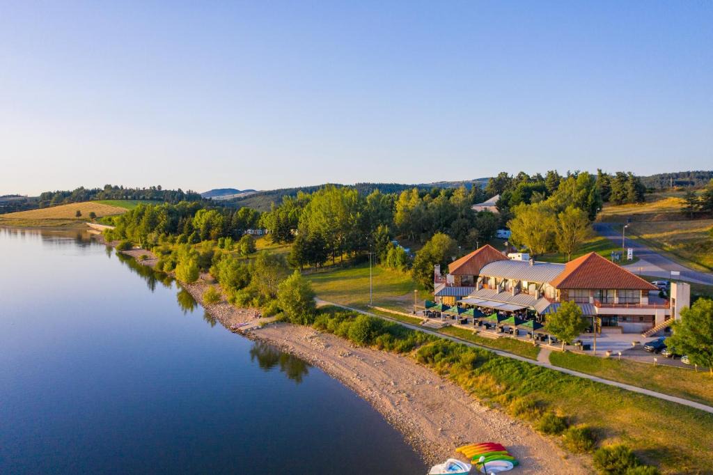 Langogne Apartment | Appart'Hôtel Les Lofts du Grand Lac de Lozère