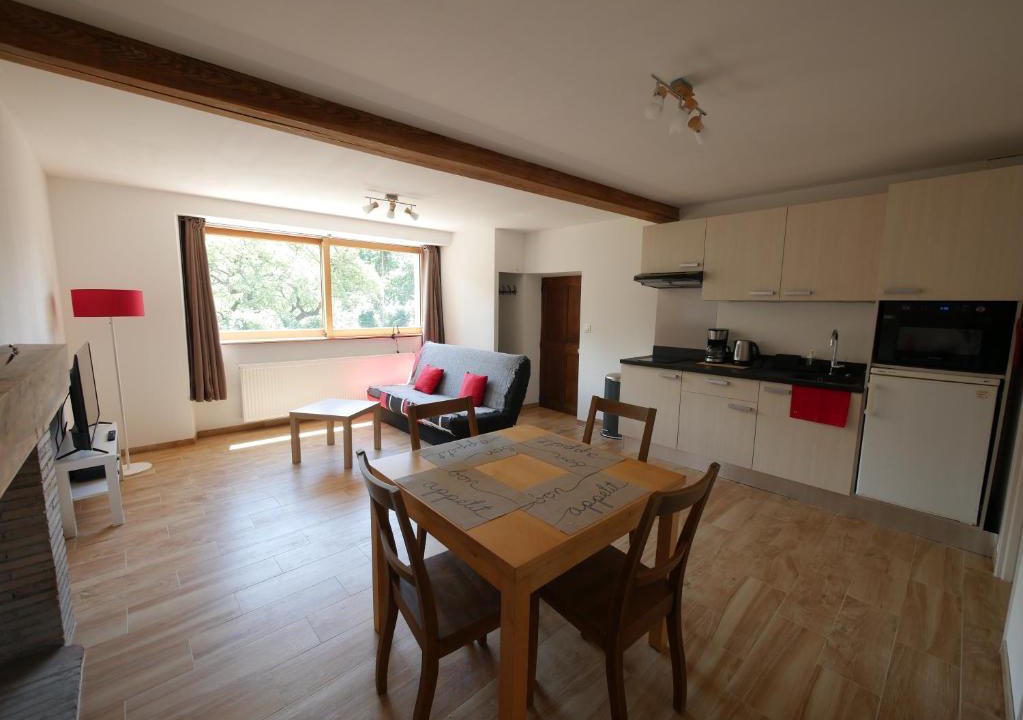 Benevent-et-Charbillac Apartment | Appartement T2 40m2 avec extérieur 4 couchages