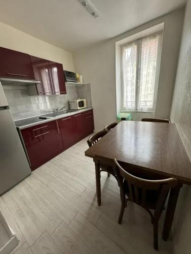 Neris-les-Bains Apartment | Appartement accueillant à Néris-les-Bains - 35 m², terrasse agréable