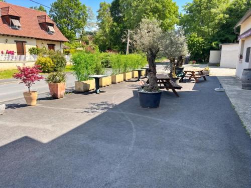 Objat Apartment | Appartement confortable avec jardin à Objat, 120 m²