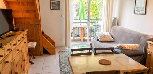 Saint-Mamet Apartment | Appartement cosy à Saint-Mamet - 36 m² - Vue montagne