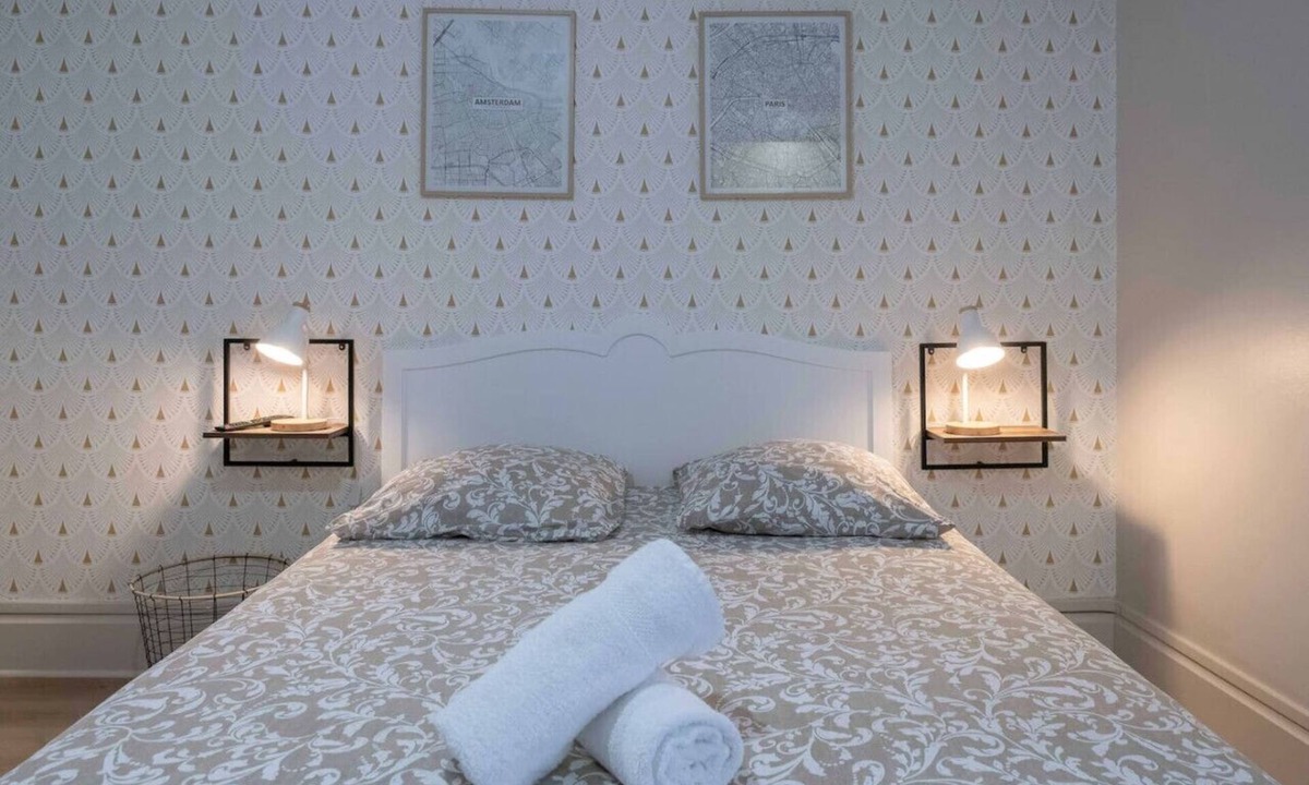 Gannat Apartment | Appartement design en centre-ville parking gratuit