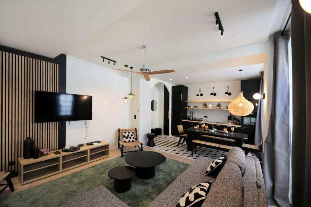 10th Arrondissement Apartment | Appartement familiale sauna Paris 10 - 8P