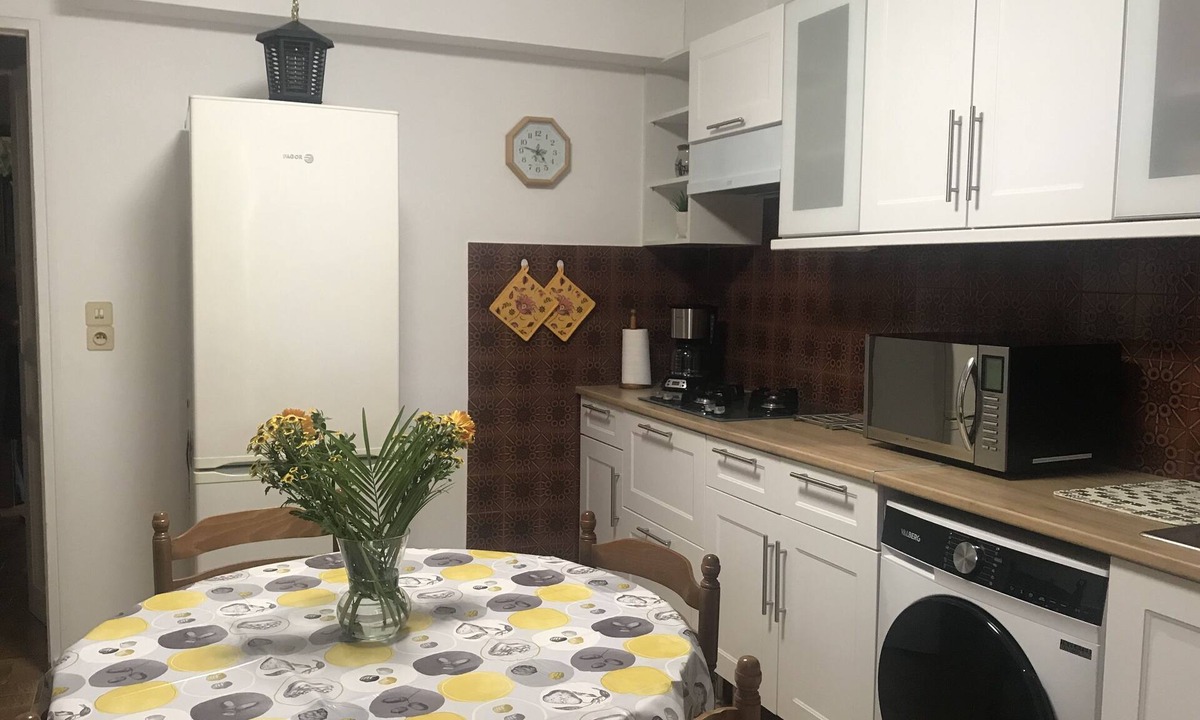 Canet-Plage Apartment | Appartement en rez de Chaussée de Villa en Bord de Mer, 150 m de la Plage