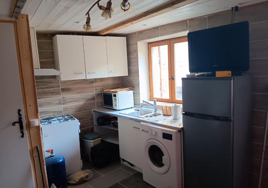 Saint-Andre-de-Rosans Apartment | Appartement avec terrasse sur rue piétonne