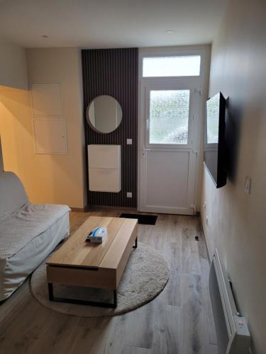 Saint-Martin-Longueau Apartment | Appartement cosy 2